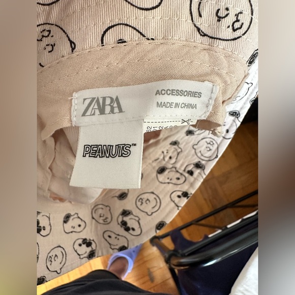 Zara kids snoopy bucket hat - Picture 3 of 3